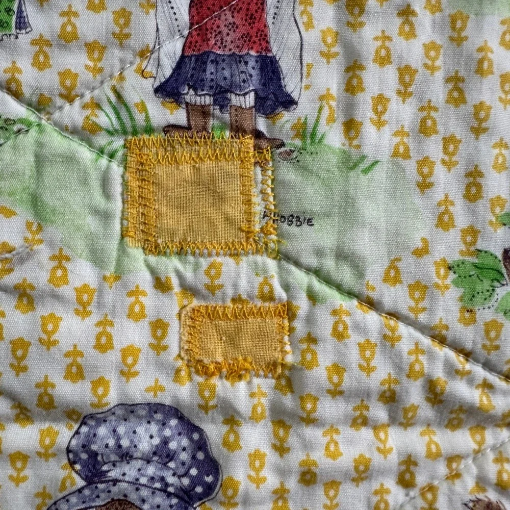 Vintage Holly Hobbie Fabric Quilt Twin‎ Children Playing Yellow Floral Pattern